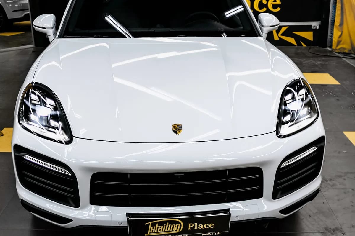 Porsche Cayenne — фото 4