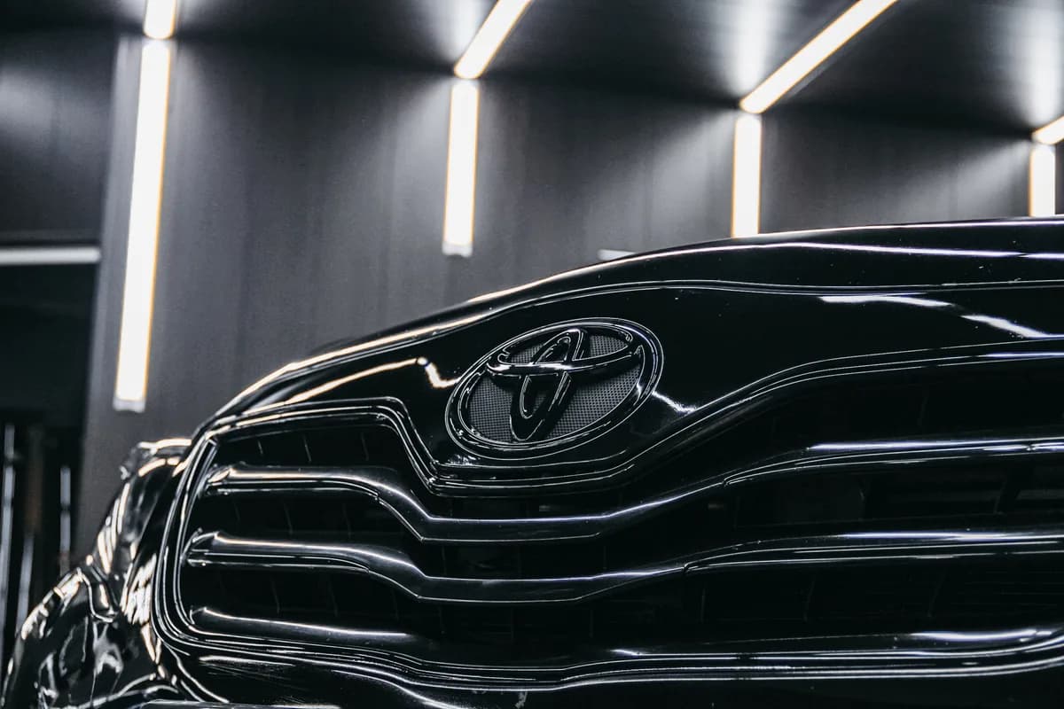 Toyota Camry — фото 4