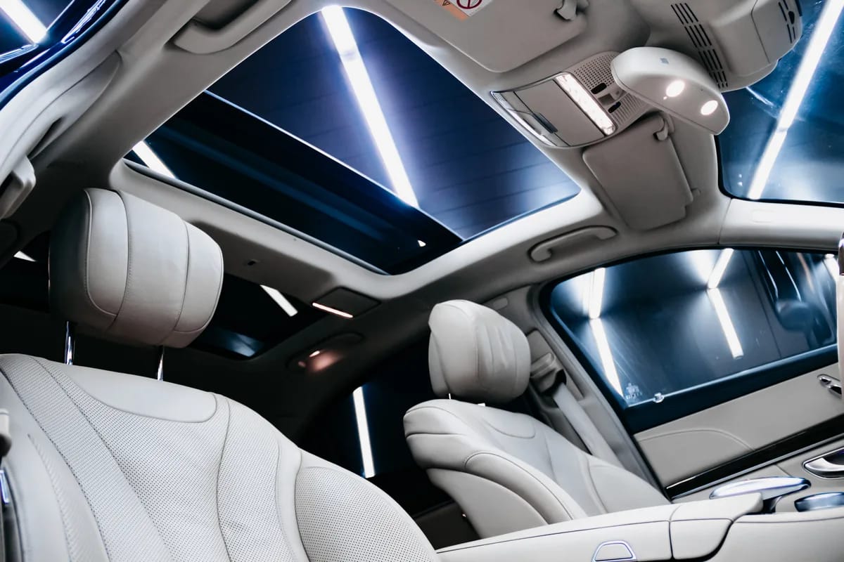 Mercedes-Benz — Химчистка салона